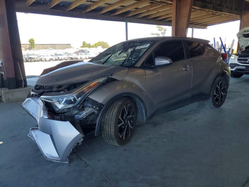 Продажа на аукционе авто 2018 Toyota C-hr, vin: NMTKHMBX8JR047258, номер лота: 57587616