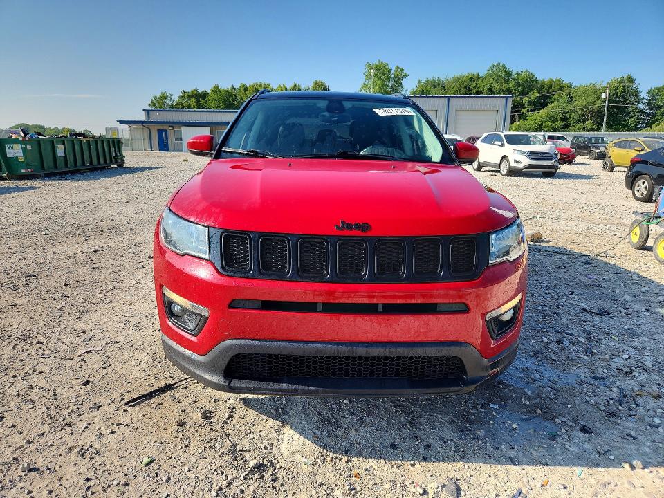 58977976 :رقم المزاد ، 3C4NJCBB6JT300357 vin ، 2018 Jeep Compass مزاد بيع