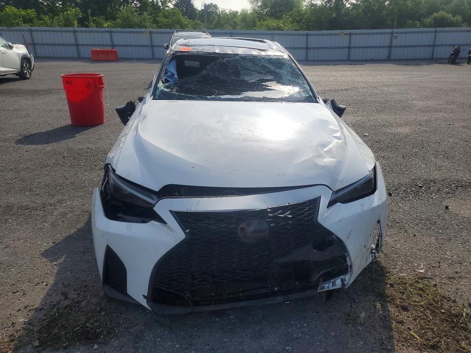 56870456 :رقم المزاد ، JTHGZ1E2XN5025582 vin ، 2022 Lexus Is مزاد بيع