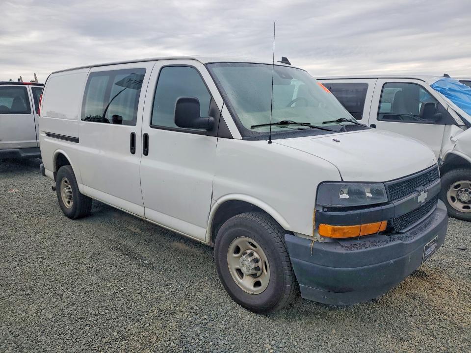 2021 Chevrolet Express G2500 მანქანა იყიდება აუქციონზე, vin: 1GCWGAFP3M1228090, აუქციონის ნომერი: 59923266