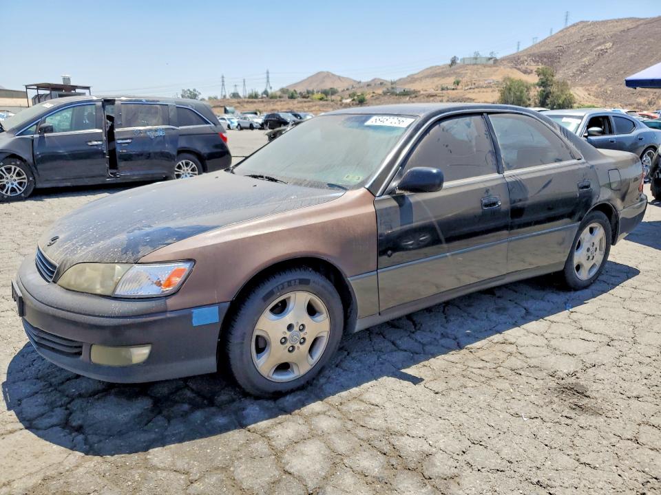2000 Lexus Es მანქანა იყიდება აუქციონზე, vin: JT8BF28GXY0276605, აუქციონის ნომერი: 58487256