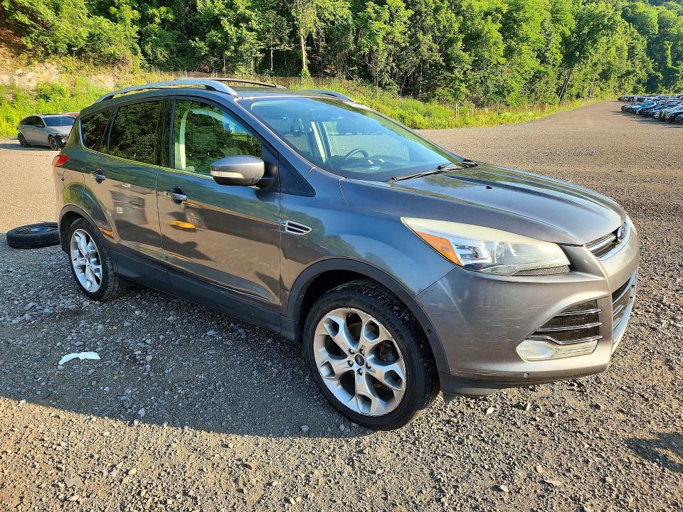 2014 Ford Escape მანქანა იყიდება აუქციონზე, vin: 1FMCU9J93EUB21023, აუქციონის ნომერი: 58820236