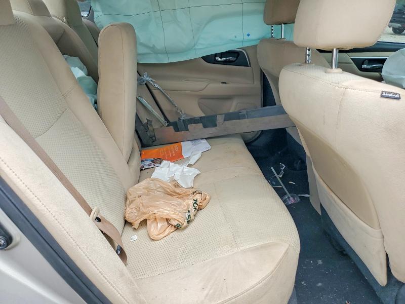 2015 Nissan Altima მანქანა იყიდება აუქციონზე, vin: 1N4AL3AP1FC260266, აუქციონის ნომერი: 58627686