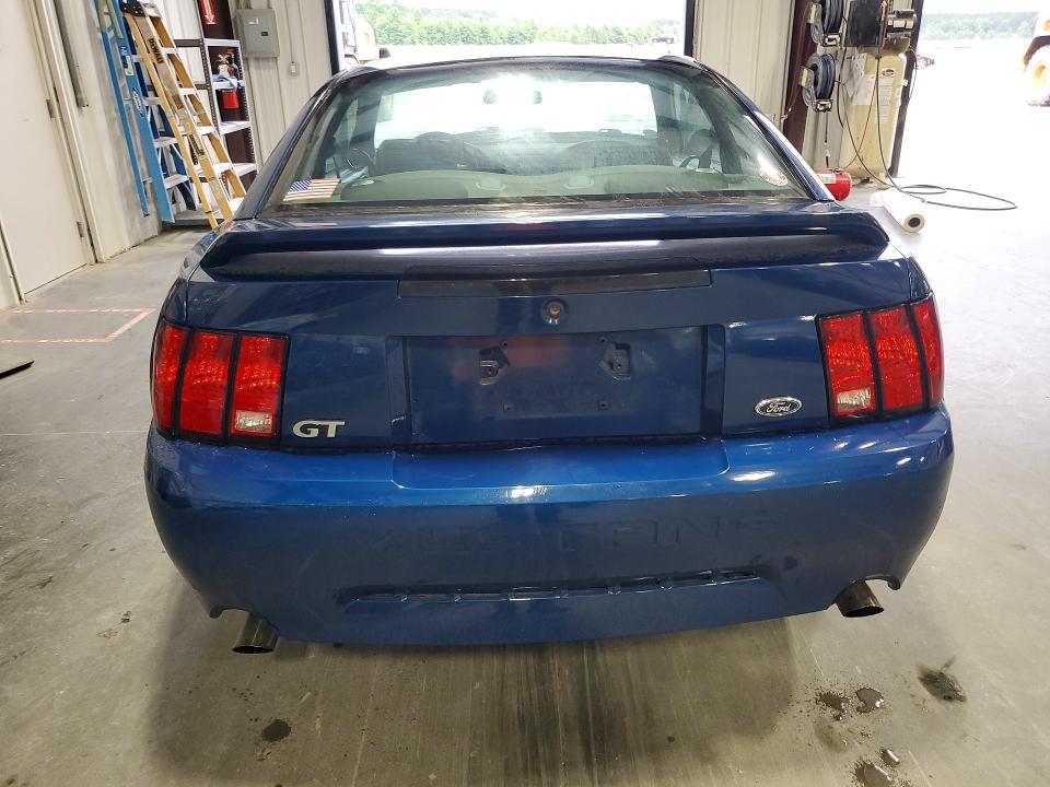 56568666 :رقم المزاد ، 1FAFP42X9YF177944 vin ، 2000 Ford Mustang مزاد بيع