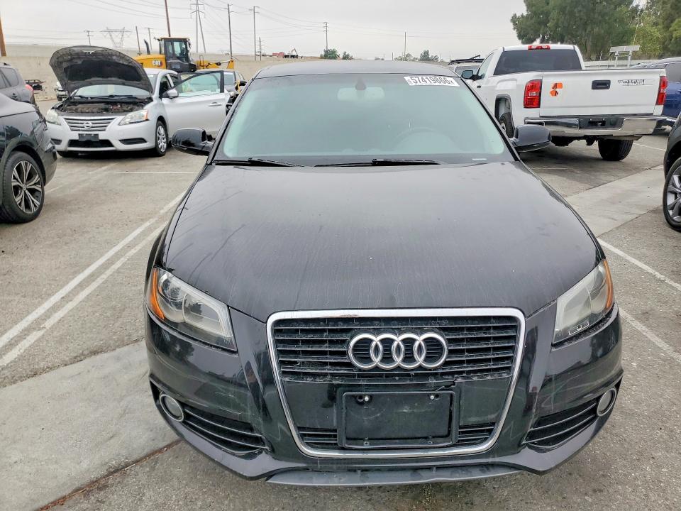 2011 Audi A3 მანქანა იყიდება აუქციონზე, vin: WAUKEAFM8BA081396, აუქციონის ნომერი: 57419866