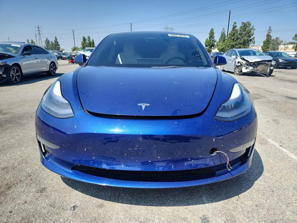 2022 Tesla Model 3 მანქანა იყიდება აუქციონზე, vin: 5YJ3E1EB4NF356877, აუქციონის ნომერი: 58951016