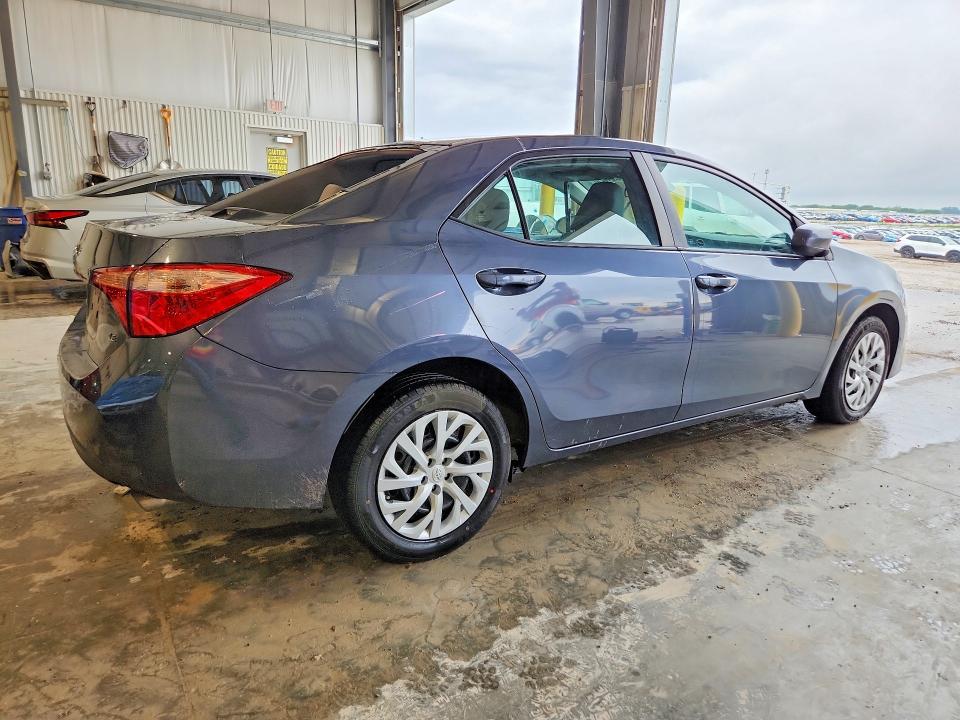 Aukcja sprzedaży 2018 Toyota Corolla, vin: 5YFBURHE6JP823668, numer aukcji: 56284826