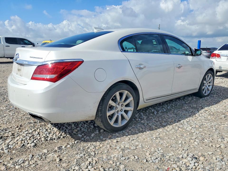 55749066 :رقم المزاد ، 1G4GD5G35FF300330 vin ، 2015 Buick Lacrosse مزاد بيع