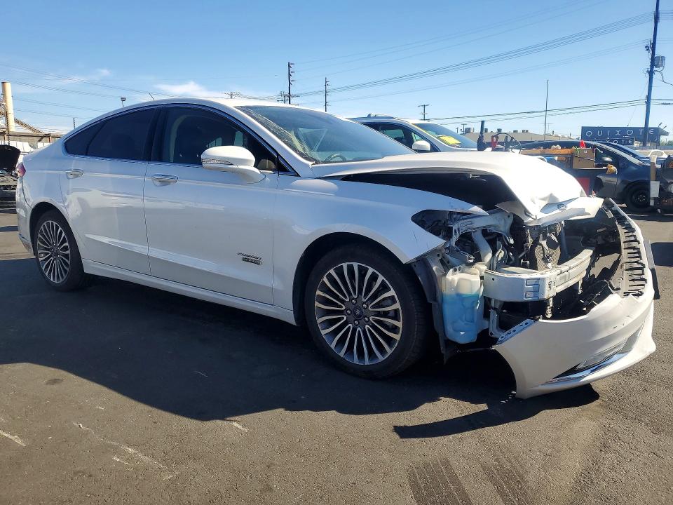 57257226 :رقم المزاد ، 3FA6P0SU9JR110316 vin ، 2018 Ford Fusion مزاد بيع