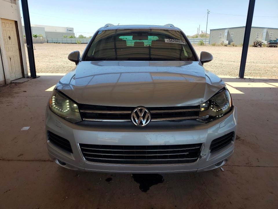 2013 Volkswagen Touareg მანქანა იყიდება აუქციონზე, vin: WVGEF9BP7DD002017, აუქციონის ნომერი: 56266516