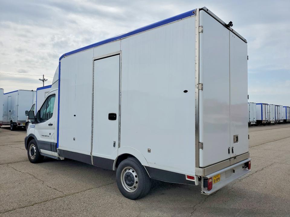 55893696 :رقم المزاد ، 1FDBW5Z82LKB52489 vin ، 2020 Ford Transit مزاد بيع