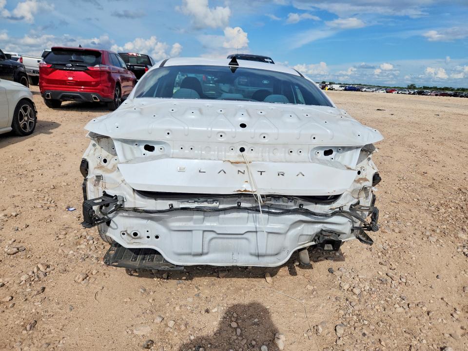 2021 Hyundai Elantra მანქანა იყიდება აუქციონზე, vin: 5NPLM4AG8MH034782, აუქციონის ნომერი: 55885656