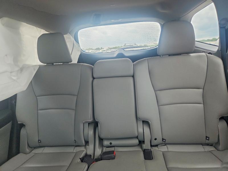 Продажа на аукционе авто 2018 Honda Pilot, vin: 5FNYF6H52JB017017, номер лота: 56796086