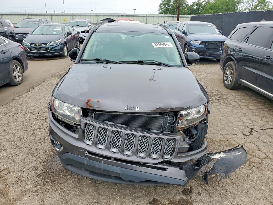 57446976 :رقم المزاد ، 1C4NJCEB2HD163090 vin ، 2017 Jeep Compass مزاد بيع