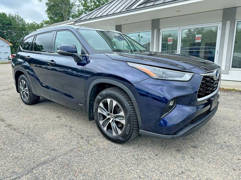 Auction sale of the 2022 Toyota Highlander Hybrid, vin: 5TDGBRCH2NS556944, lot number: 58985326