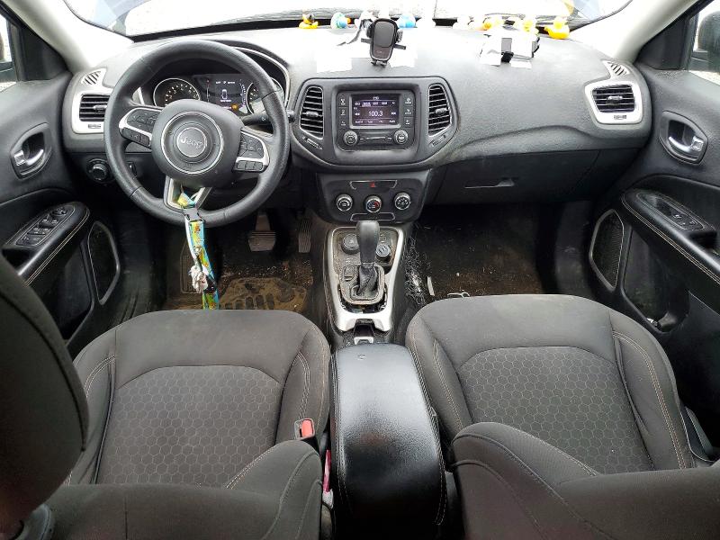 57715826 :رقم المزاد ، 3C4NJDAB5JT132038 vin ، 2018 Jeep Compass مزاد بيع