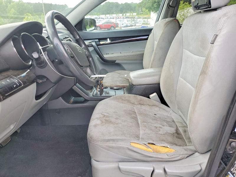 55467556 :رقم المزاد ، 5XYKT3A1XBG136027 vin ، 2011 Kia Sorento مزاد بيع