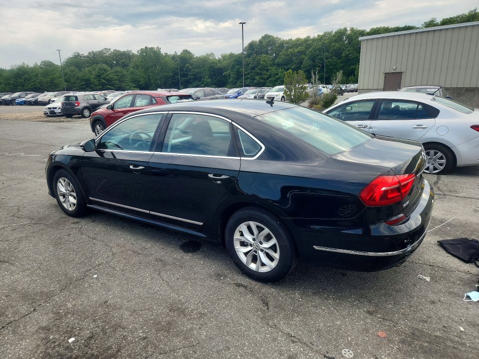 58270956 :رقم المزاد ، 1VWAT7A32GC045850 vin ، 2016 Volkswagen Passat مزاد بيع
