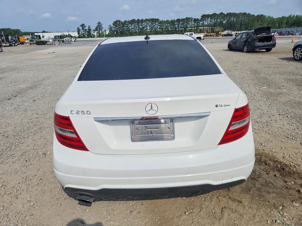 52316346 :رقم المزاد ، WDDGF4HB7DR269677 vin ، 2013 Mercedes-benz C مزاد بيع