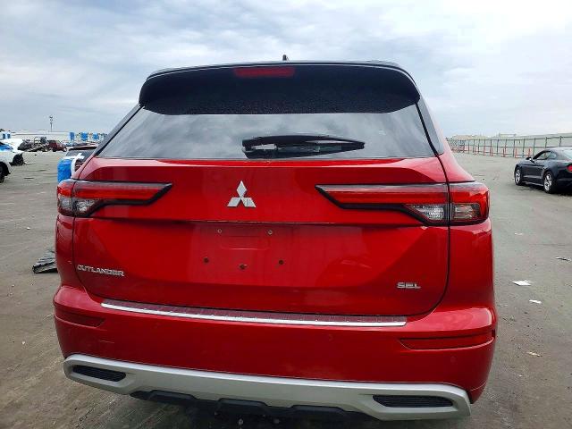 57130116 :رقم المزاد ، JA4J3WA81RZ085954 vin ، 2024 Mitsubishi Outlander مزاد بيع