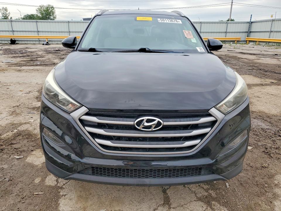 2017 Hyundai Tucson მანქანა იყიდება აუქციონზე, vin: KM8J33A41HU596721, აუქციონის ნომერი: 59113676