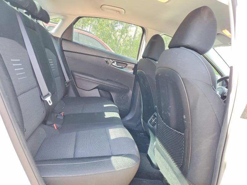 56854966 :رقم المزاد ، 3KPF54AD1KE101014 vin ، 2019 Kia Forte مزاد بيع
