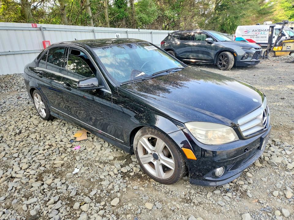 Продажа на аукционе авто 2010 Mercedes-benz C, vin: WDDGF8BB1AR118135, номер лота: 56156356