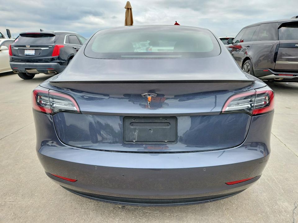 Продажа на аукционе авто 2021 Tesla Model 3, vin: 5YJ3E1EA7MF093886, номер лота: 57531806