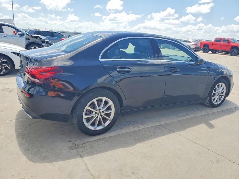 56542766 :رقم المزاد ، W1K3G4EB8LW044958 vin ، 2020 Mercedes-benz A مزاد بيع