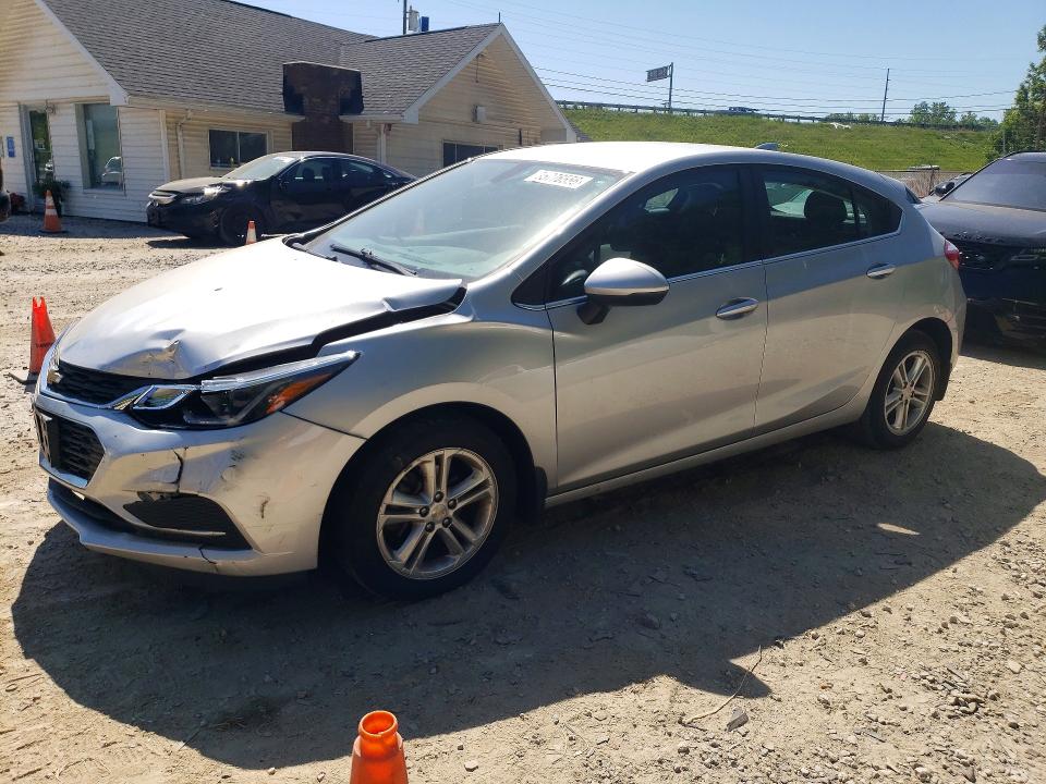 55776556 :رقم المزاد ، 3G1BE6SM2JS517736 vin ، 2018 Chevrolet Cruze مزاد بيع