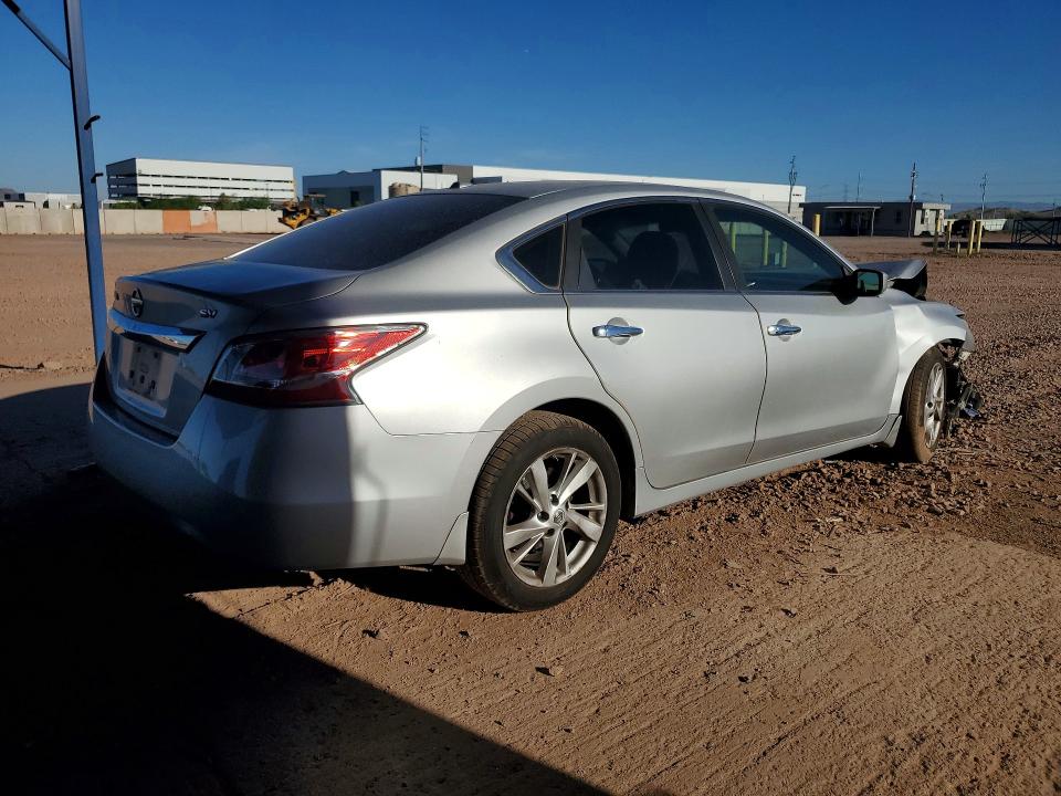 2015 Nissan Altima მანქანა იყიდება აუქციონზე, vin: 1N4AL3AP1FC297544, აუქციონის ნომერი: 55763386