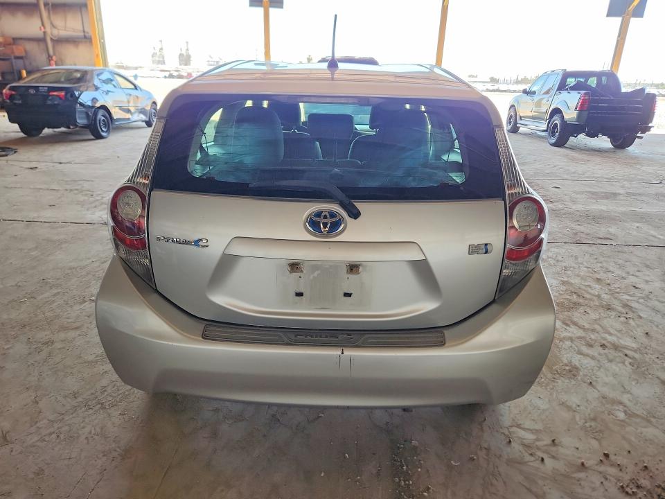 56348656 :رقم المزاد ، JTDKDTB33C1509343 vin ، 2012 Toyota Prius C مزاد بيع