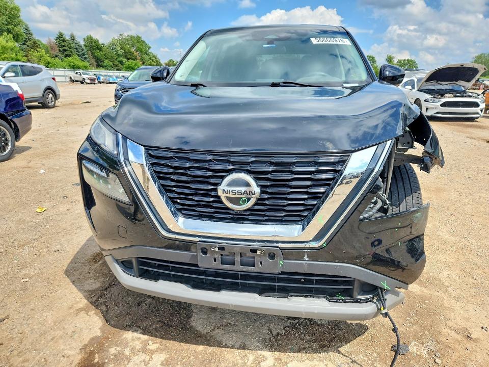 56666976 :رقم المزاد ، 5N1AT3BB5MC760890 vin ، 2021 Nissan Rogue مزاد بيع