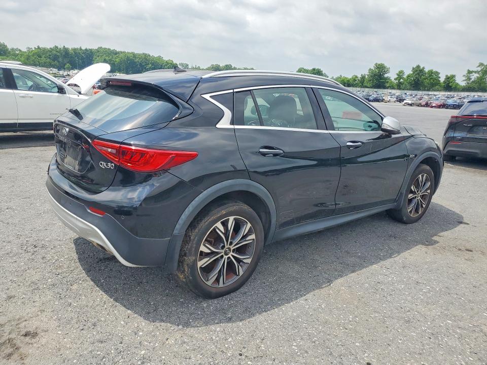 56735116 :رقم المزاد ، SJKCH5CR9HA028993 vin ، 2017 Infiniti Qx30 مزاد بيع