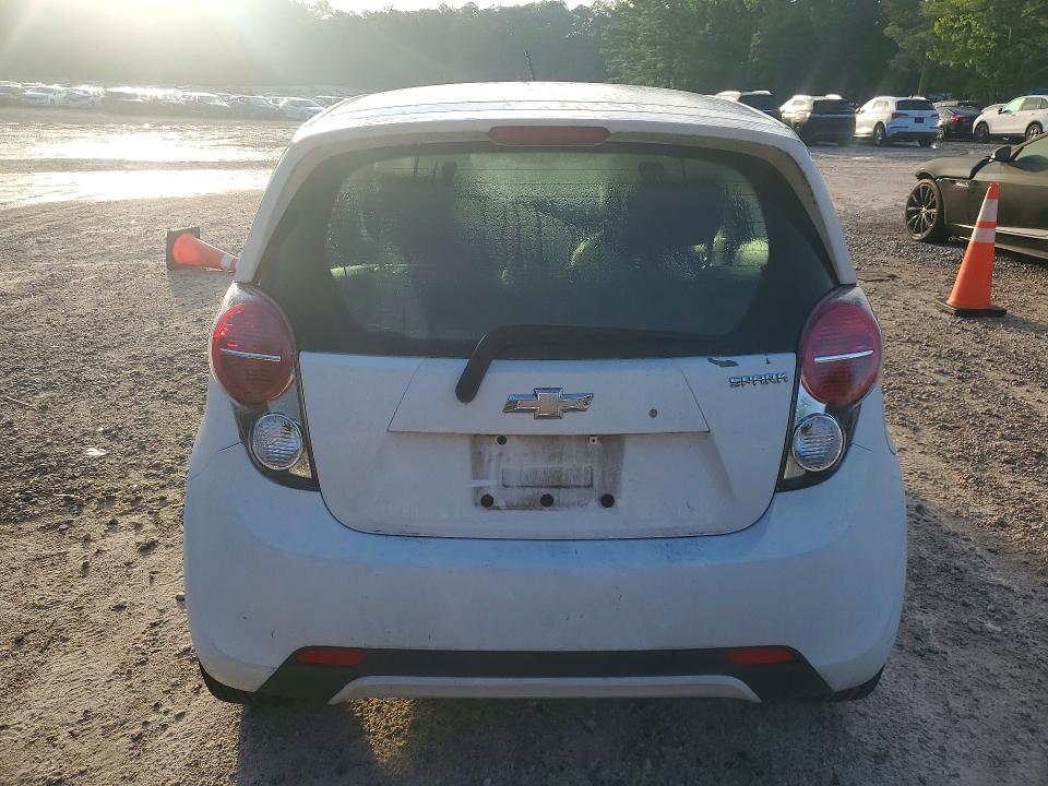 2014 Chevrolet Spark მანქანა იყიდება აუქციონზე, vin: KL8CD6S91EC533392, აუქციონის ნომერი: 58515886
