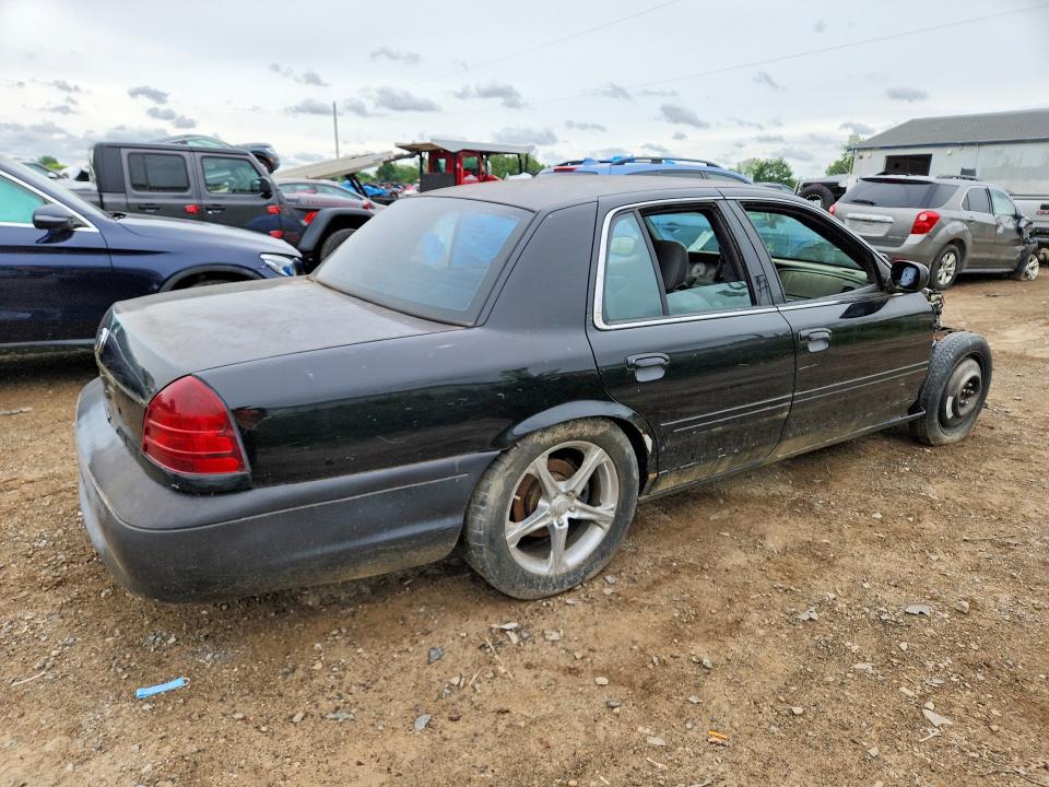 2003 Mercury Marauder მანქანა იყიდება აუქციონზე, vin: 2MEHM75V23X615318, აუქციონის ნომერი: 57636716