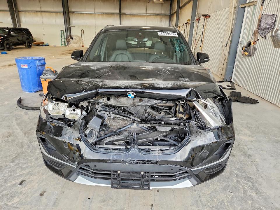 55059876 :رقم المزاد ، WBXJG9C01M5U09104 vin ، 2021 Bmw X1 مزاد بيع