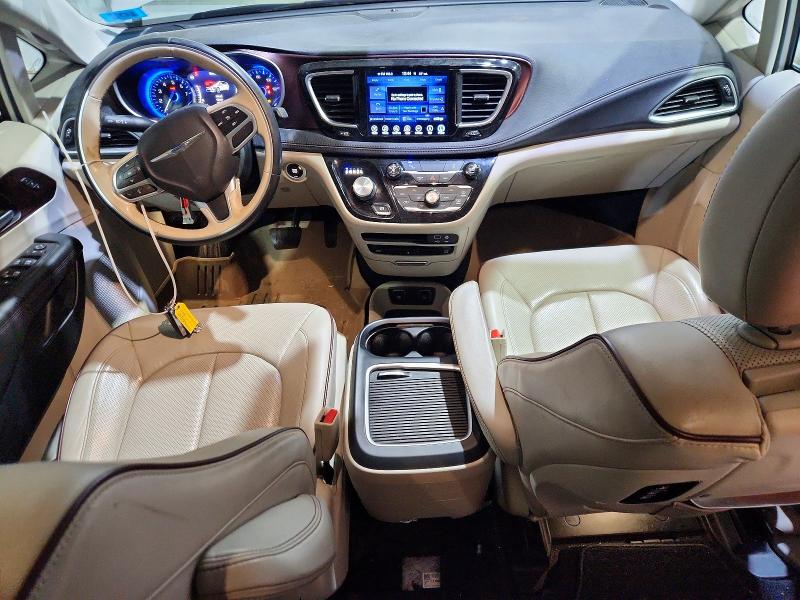 55541866 :رقم المزاد ، 2C4RC1GG4HR591474 vin ، 2017 Chrysler Pacifica مزاد بيع