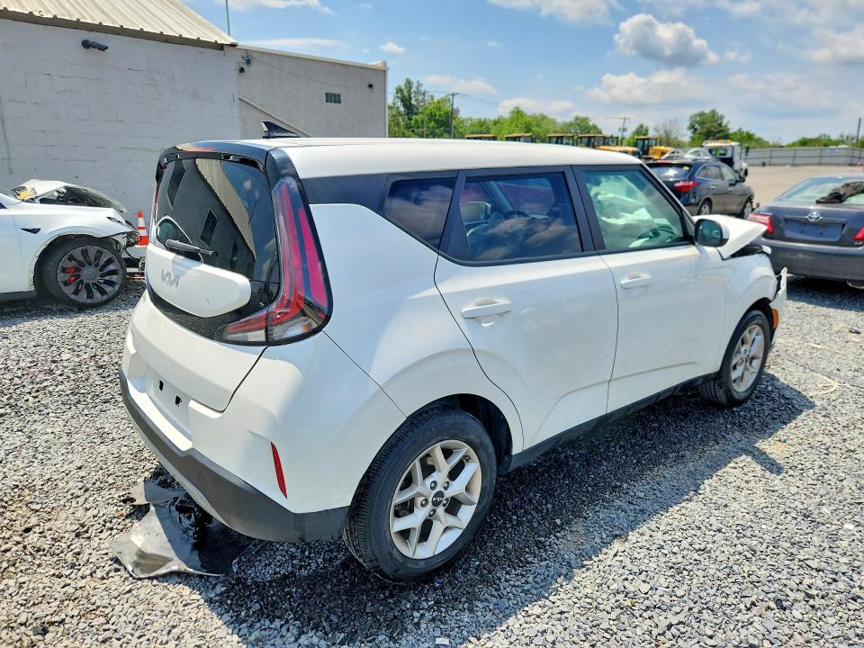 2023 Kia Soul მანქანა იყიდება აუქციონზე, vin: KNDJ23AU3P7864625, აუქციონის ნომერი: 57213176