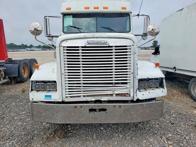 Продажа на аукционе авто 2001 Freightliner Fld120, vin: 1FUJAHCG21PF96211, номер лота: 56838246