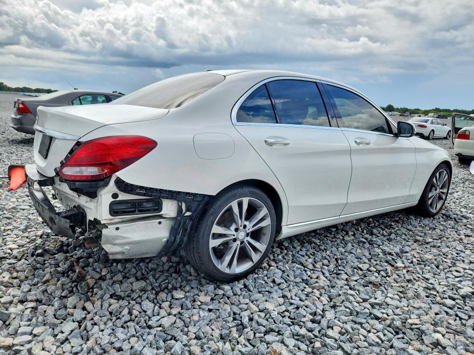 2017 Mercedes-benz C მანქანა იყიდება აუქციონზე, vin: 55SWF4JB7HU192836, აუქციონის ნომერი: 57513026