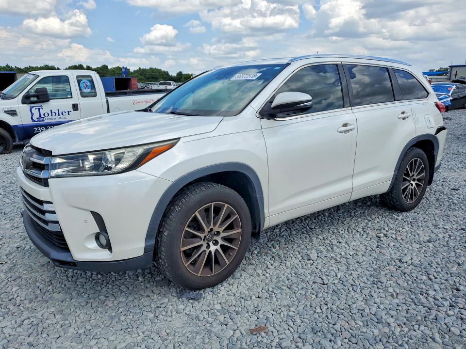 Aukcja sprzedaży 2018 Toyota Highlander, vin: 5TDDZRFH7JS896191, numer aukcji: 56572576