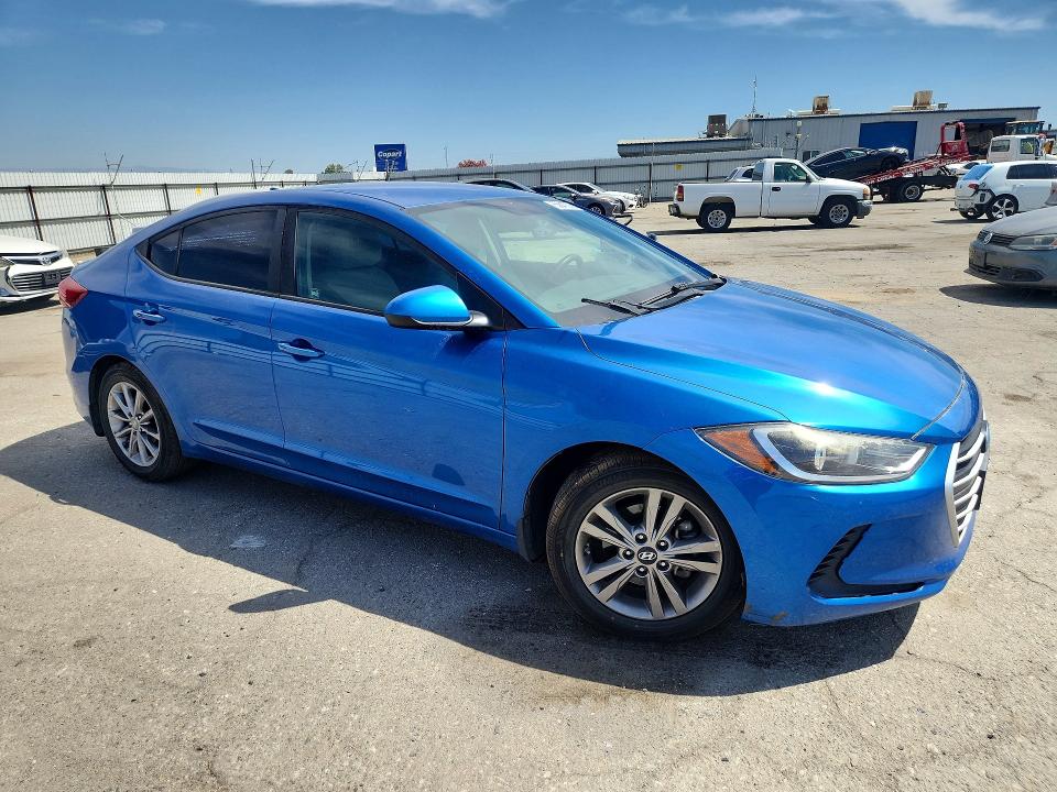 Продаж на аукціоні авто 2018 Hyundai Elantra, vin: 5NPD84LF5JH281363, номер лоту: 55647376