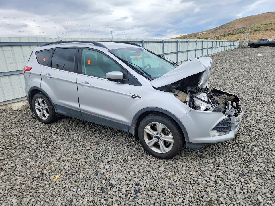 56600766 :رقم المزاد ، 1FMCU9G90FUB96044 vin ، 2015 Ford Escape مزاد بيع