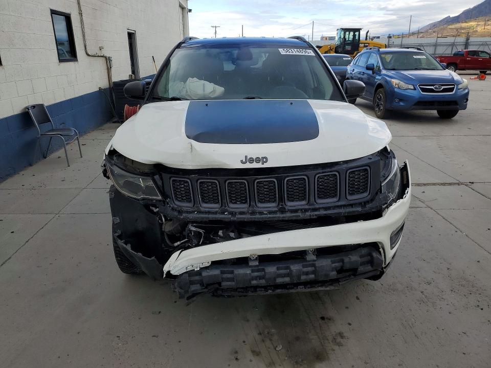 58314896 :رقم المزاد ، 3C4NJDDBXKT790466 vin ، 2019 Jeep Compass مزاد بيع