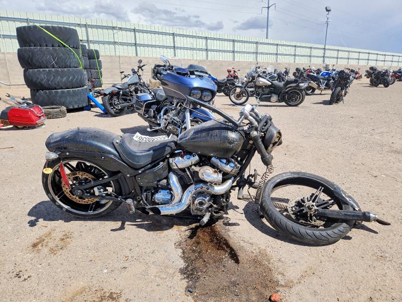 55580036 :رقم المزاد ، 1HD1YHK17JC074841 vin ، 2018 Harley-davidson Fxbrs مزاد بيع