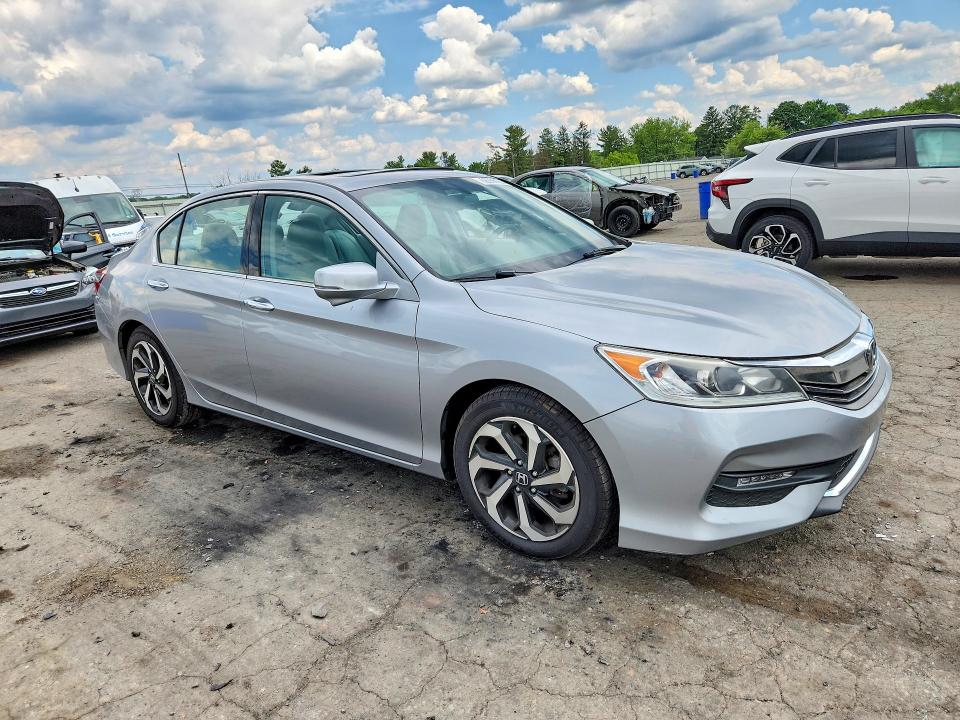 Aukcja sprzedaży 2017 Honda Accord, vin: 1HGCR3F88HA044143, numer aukcji: 58996156