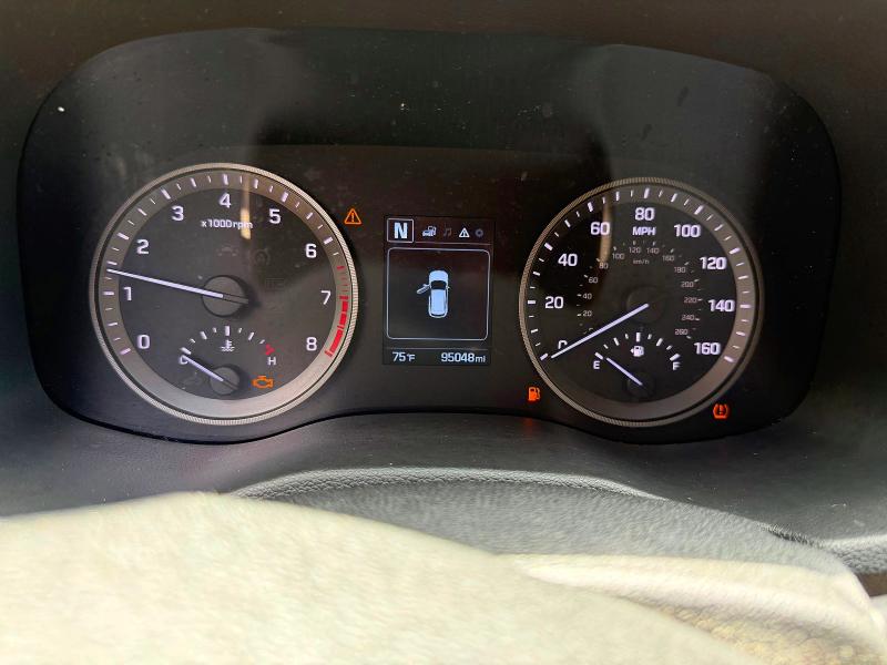 57199376 :رقم المزاد ، KM8J3CA4XGU211803 vin ، 2016 Hyundai Tucson مزاد بيع