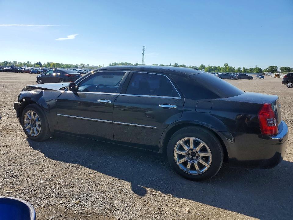 55418706 :رقم المزاد ، 2C3CA3CVXAH137628 vin ، 2010 Chrysler 300 مزاد بيع