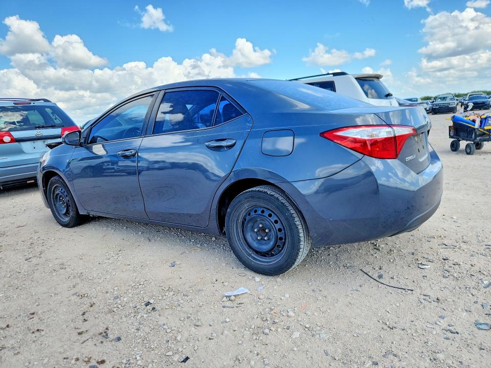 57035426 :رقم المزاد ، 5YFBURHE2FP252347 vin ، 2015 Toyota Corolla مزاد بيع